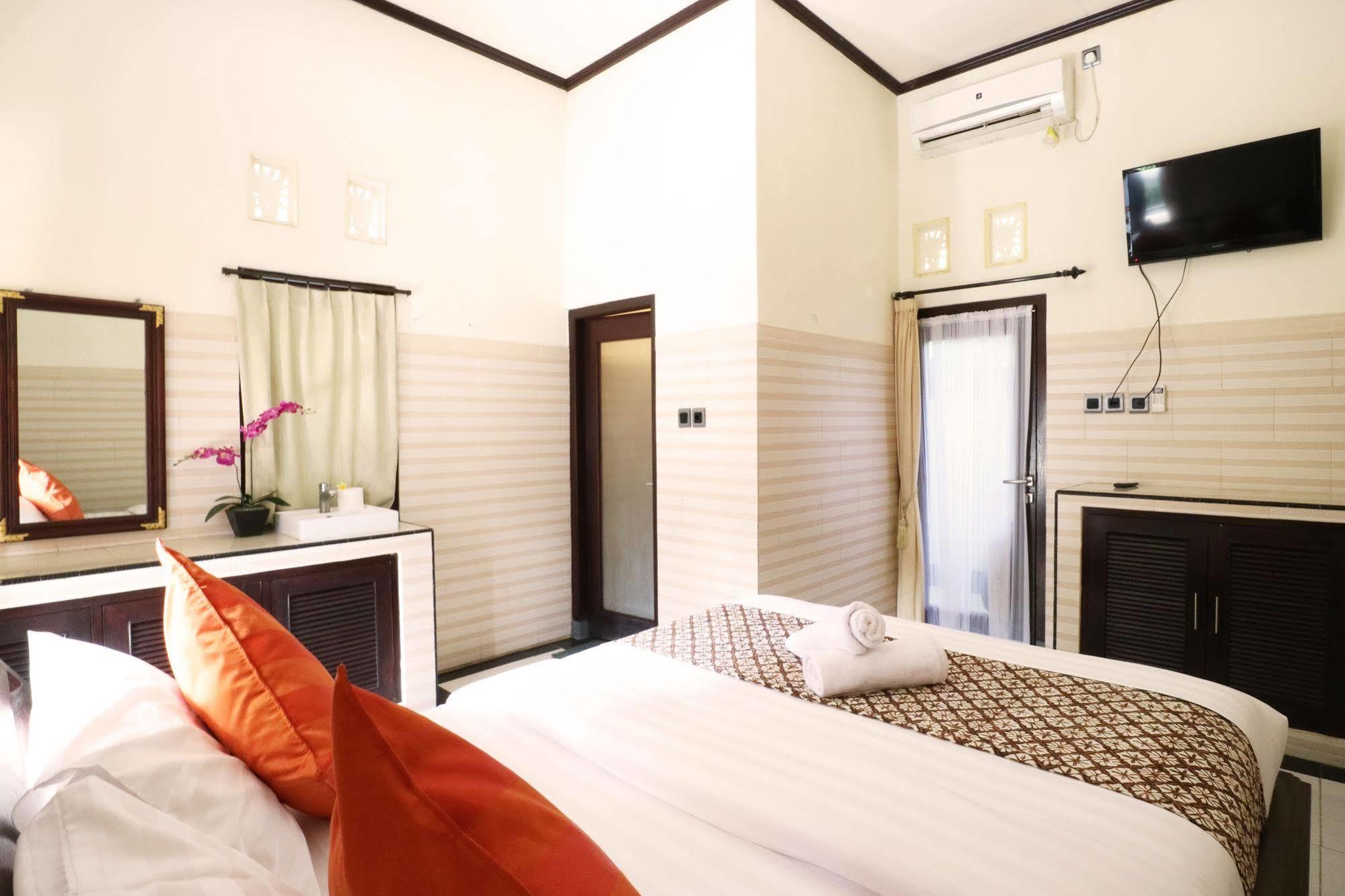 Oyo 91925 Ijo Eco Lodge Hotel Mengwi Ngoại thất bức ảnh